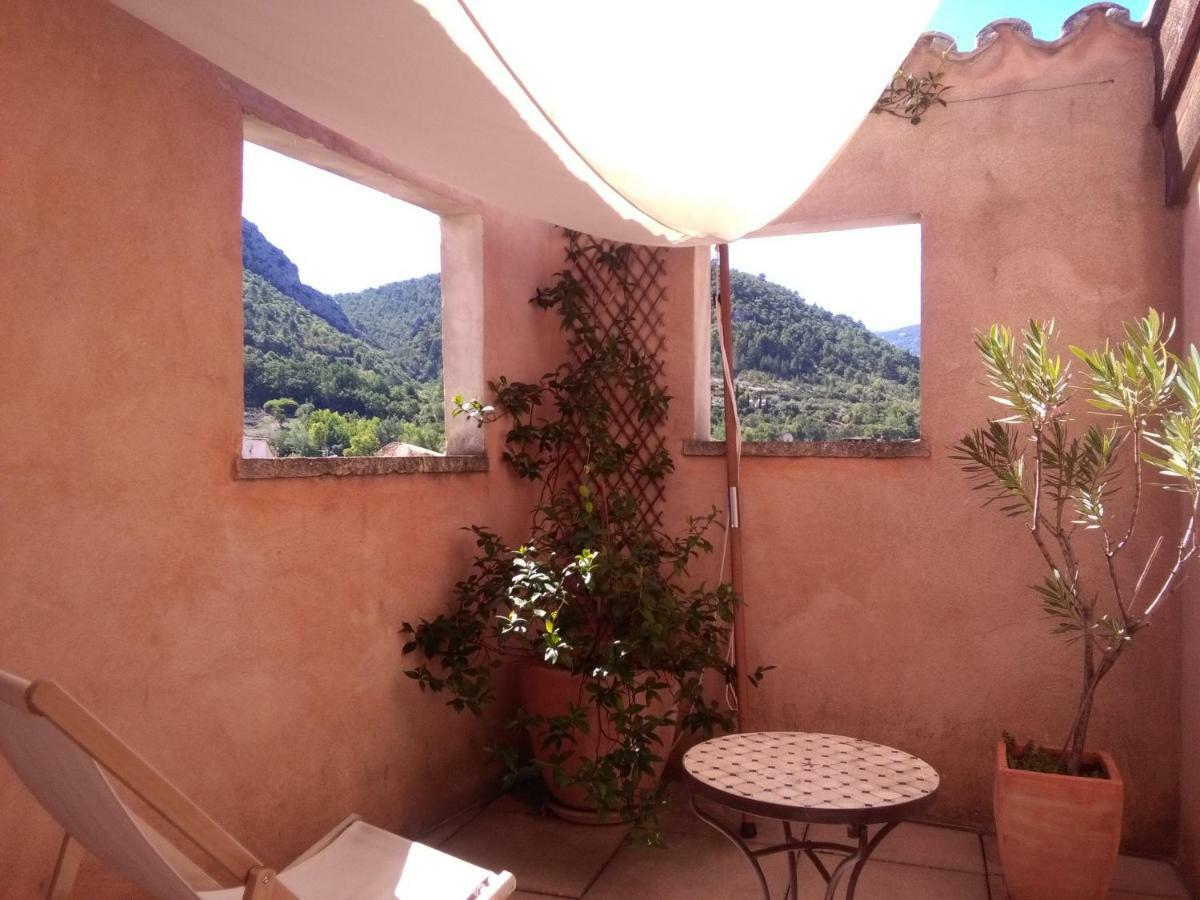 La Maison Derriere La Fontaine Buis-les-Baronnies Dış mekan fotoğraf