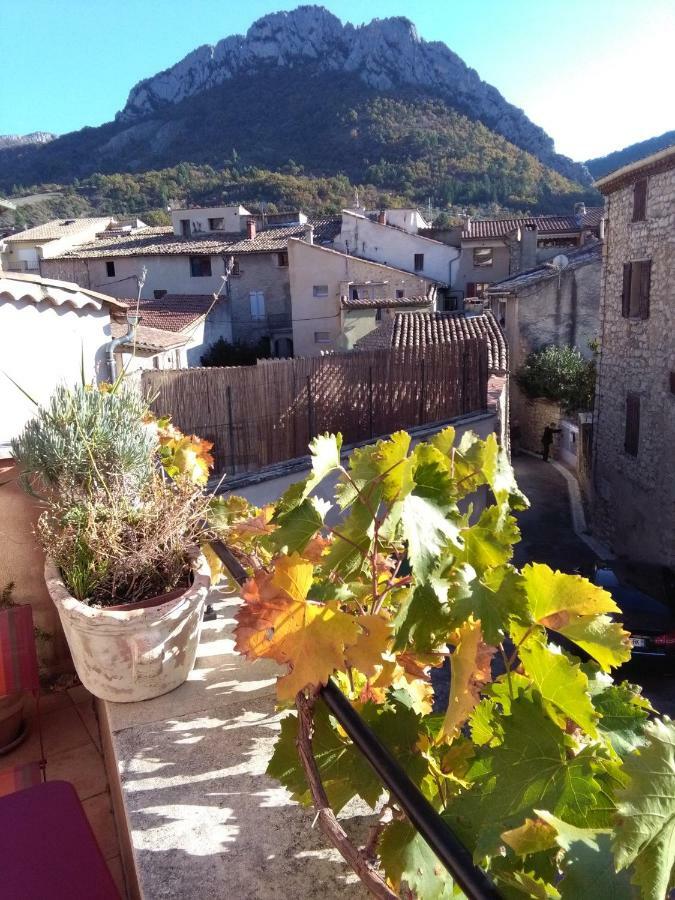 La Maison Derriere La Fontaine Buis-les-Baronnies Dış mekan fotoğraf